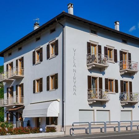Nirvana Apartments Torbole Sul Garda Kültér fotó