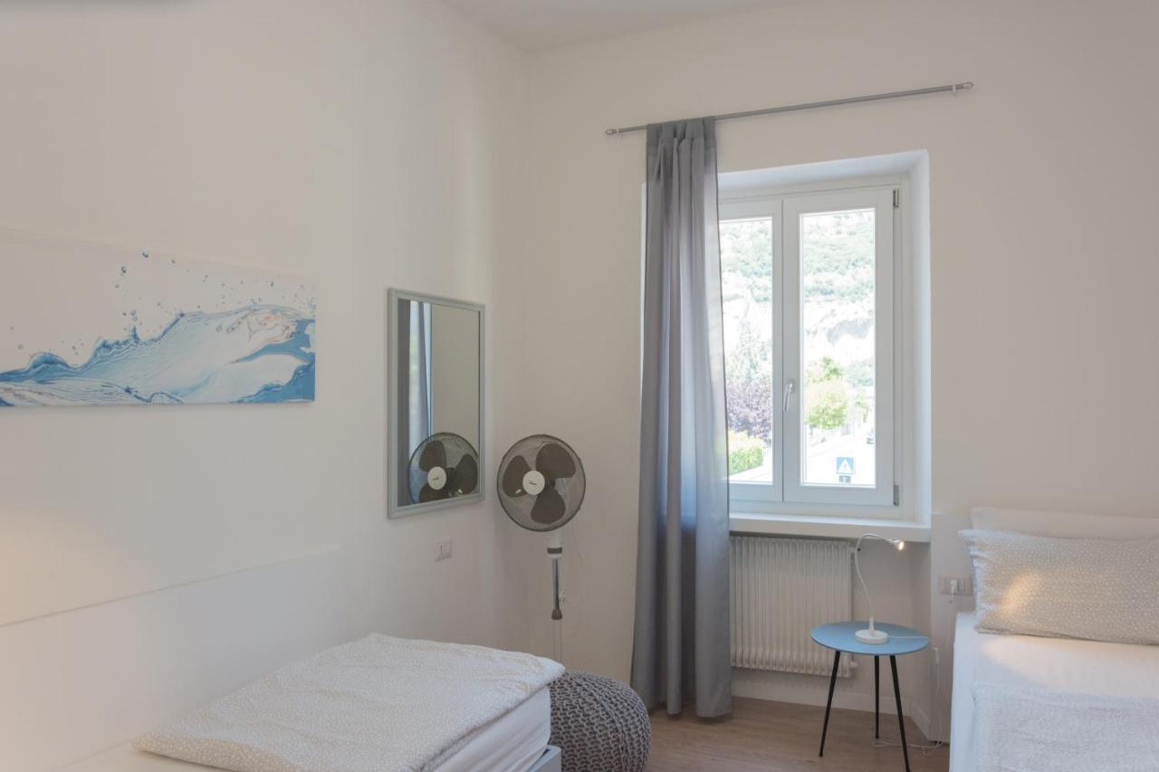 Nirvana Apartments Torbole Sul Garda Kültér fotó