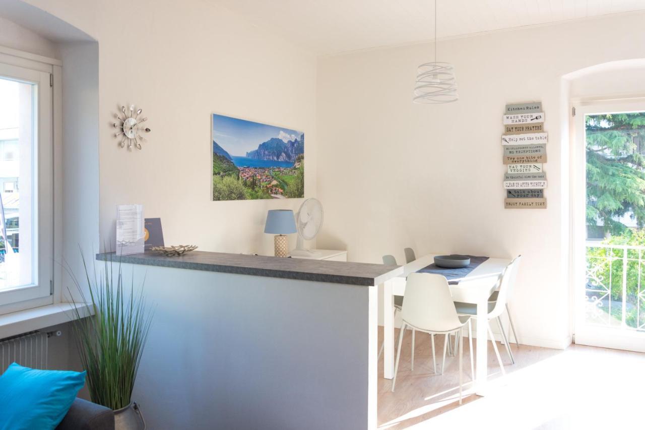 Nirvana Apartments Torbole Sul Garda Kültér fotó